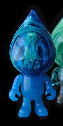 BudBAT -  DKE Toys Exclusive figure by Jamungo X Scott Wilkowski, produced by Jamungo. Front view.