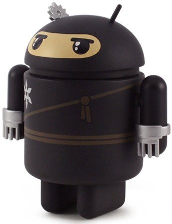 Wee Ninja Android figure by Shawn Smith (Shawnimals), produced by Dyzplastic. Front view.