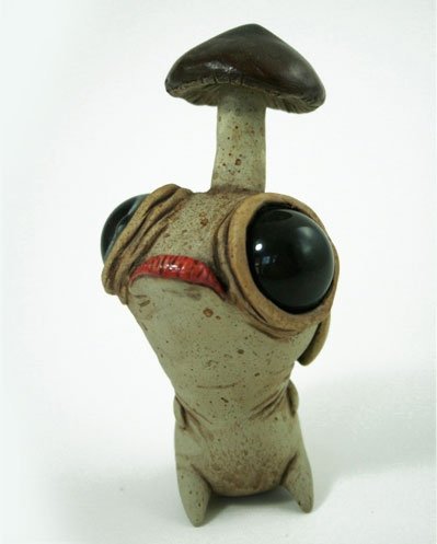 Fungus Puppy figure by Chris Ryniak. Front view.