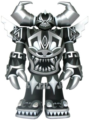 Mecha Azteca - Shadow (Chase) figure by Jesse Hernandez, produced by Raje Toys. Front view.