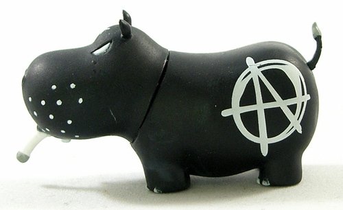 Black Anarchy Potamus figure by Frank Kozik, produced by Toy2R. Front view.