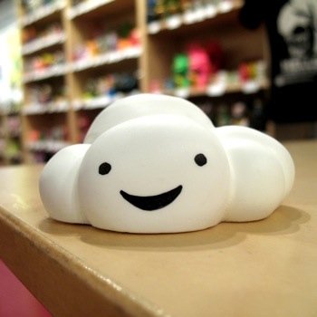 Milo the Cloud Pocket Art figure by Sean Archer. Front view.