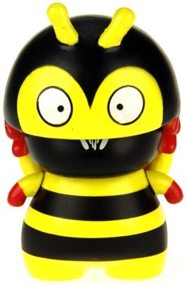 CIBoys Bugs World - NomiBee figure by Red Magic, produced by Red Magic. Front view.