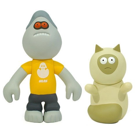 Evil Martin & Bubba - Yellow  figure by James Jarvis, produced by Silas. Front view.