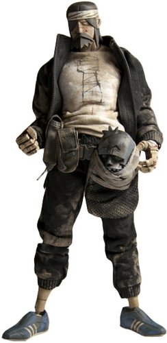 Tracky Boss JC figure by Ashley Wood, produced by Threea. Front view.