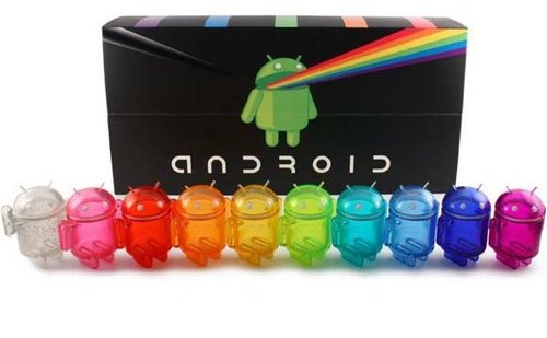 Android Rainbow Set figure by Andrew Bell, produced by Dyzplastic. Front view.