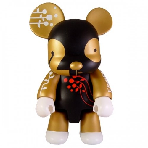 Kingston Anniversary Bear Gold Edition figure, produced by Toy2R. Front view.