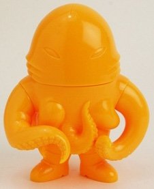 Squirm - Prototype figure by Brian Flynn, produced by Super7. Front view.