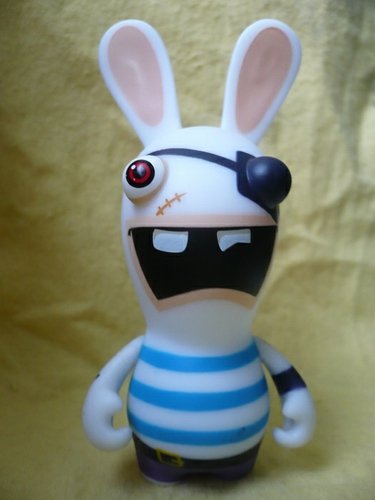 Pirate Rabbid figure by Ubiart Toyz, produced by Ubisoft. Front view.