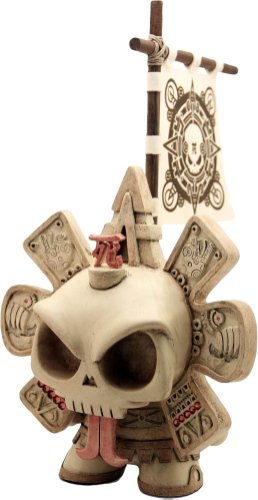Skullendario Azteca - Ivory Warrior figure by The Beast Brothers X Huck Gee. Front view.