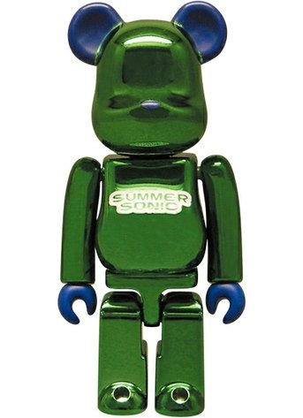 Summer Sonic Be@rbrick 100% figure, produced by Medicom Toy. Front view.
