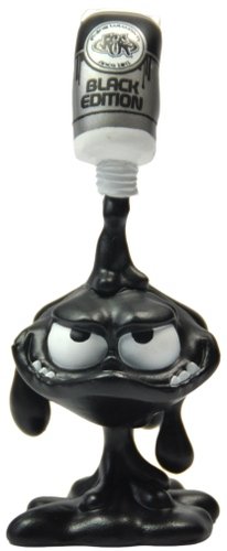 Tube Monster - Black figure by Viseone, produced by Flying Lulu. Front view.