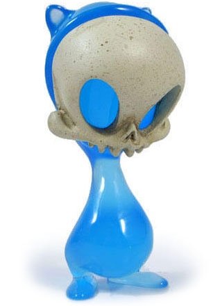 Cyan Masao Mini Skelve figure by Brandt Peters X Kathie Olivas, produced by Circus Posterus. Front view.