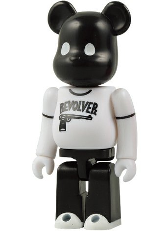 Revolver Be@rbrick 100% figure by So-Me, produced by Medicom Toy. Front view.