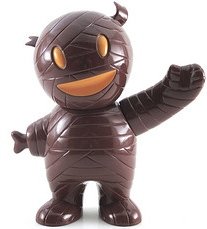 Mummy Boy - Flynns 40th Birthday figure by Brian Flynn, produced by Super7. Front view.