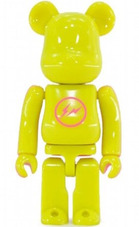 Fragmentdesign - Secret Artist Be@rbrick Series 20 figure by Hiroshi Fujiwara, produced by Medicom Toy. Front view.