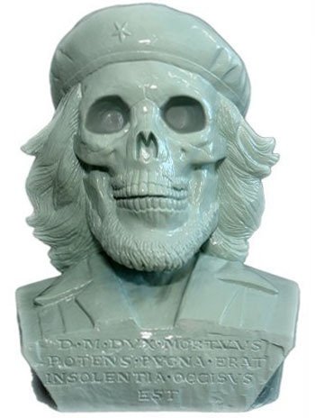 Dead Che Bust - Grey figure by Frank Kozik, produced by Ultraviolence. Front view.