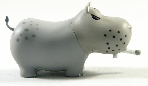 Greyscale Potamus figure by Frank Kozik, produced by Toy2R. Front view.