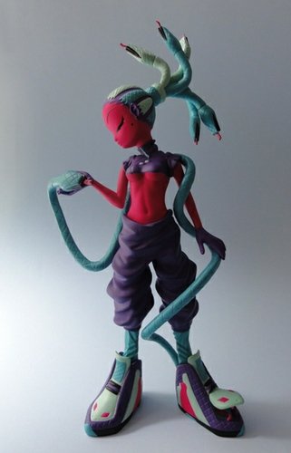 Medusa - Poison Berry Konstricta figure by Erick Scarecrow. Front view.