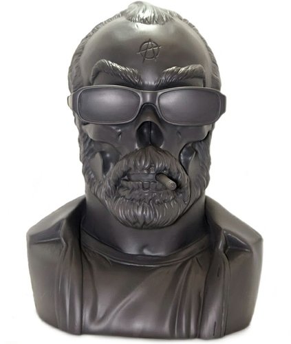Dead Kozik - Charcoal Grey figure by Kevin Gosselin. Front view.