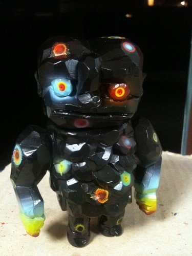 Karakuri - UnSup figure by Grody Shogun, produced by Grody Shogun. Front view.