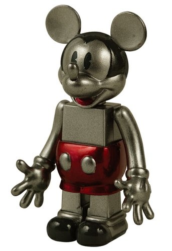Future Mickey - Color figure by Disney, produced by Medicom Toy. Front view.