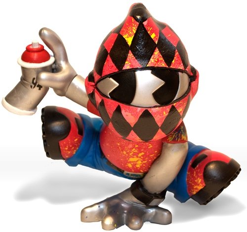 Free Runner Diamond Kid  figure by Tony Gil. Front view.