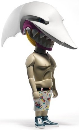 Jaws - Loser White figure by Mark Landwehr, produced by Coarsetoys. Front view.
