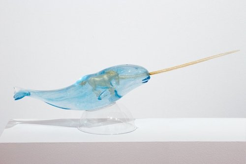 The Universal Messenger Narwhal Sculpture figure by Kozyndan. Front view.