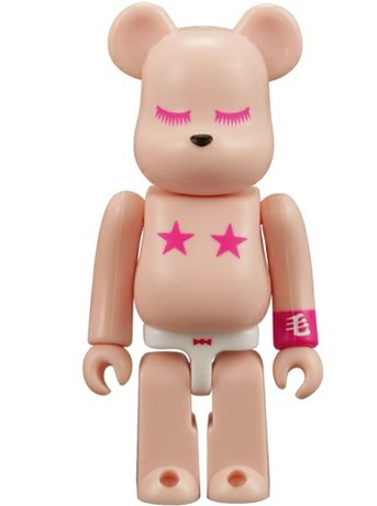 Kegaw@brick Be@rbrick 100% figure by Junlie, produced by Medicom Toy. Front view.