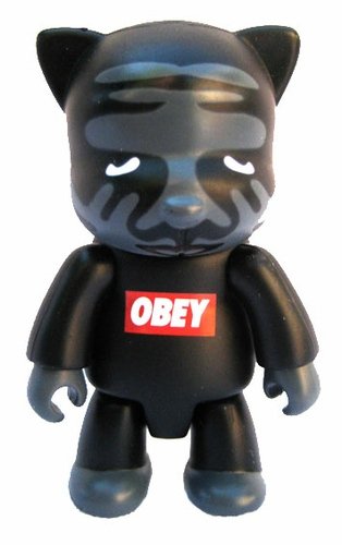 Obey figure by Shepard Fairey, produced by Toy2R. Front view.