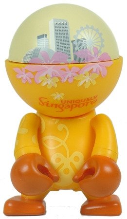 STB Thailand Yellow Singapore Tourism Board  figure, produced by Play Imaginative. Front view.