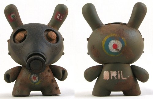 British Gas Mark Special-Ops Dunny figure by Drilone. Front view.