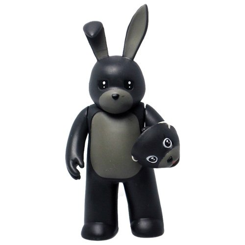 Mugs Bunny - Sad Face (SDCC 08) figure by Luke Chueh, produced by Strangeco. Front view.