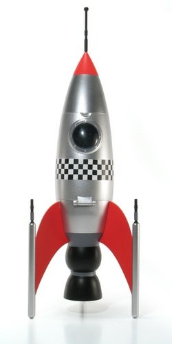 Rocketship - Classic Silver figure by Patrick Ma, produced by Rocketworld. Front view.