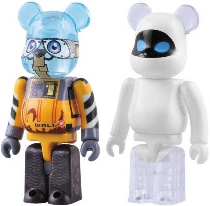 Wall•E & Eve Be@rbrick 100% - 2 pack figure by Disney, produced by Medicom Toy. Front view.