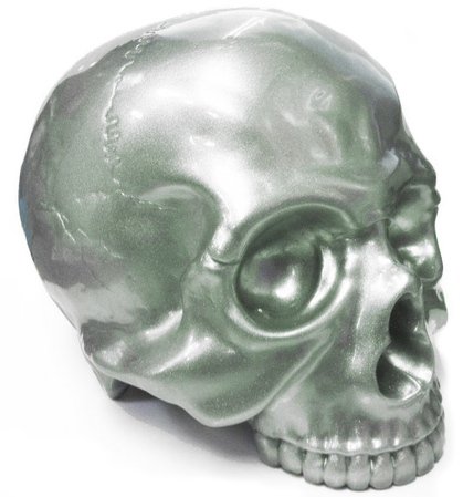 1/1 Skull Head - Silver Glitter figure, produced by Secret Base. Front view.