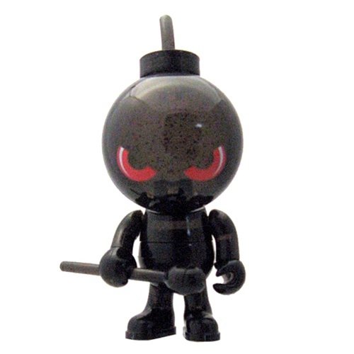 Bud 3 figure by Vanbeater X Ferg, produced by Jamungo. Front view.