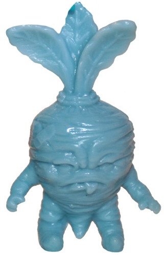 Baby Deadbeet - Winter Blues figure by Scott Tolleson, produced by October Toys. Front view.