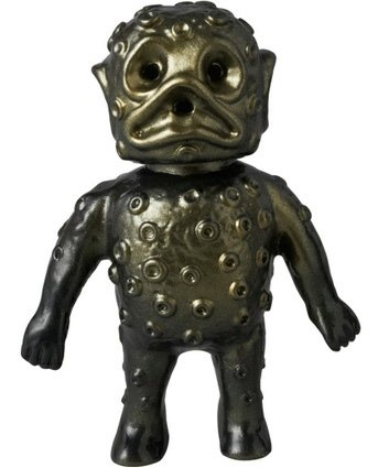Cosmos Alien (Version A) – Ichibanboshi exclusive figure by Cosmos Project, produced by Medicom Toy. Front view.