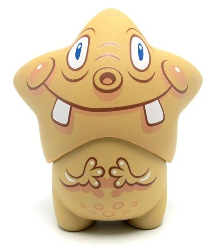 Starfish figure by Brian Taylor, produced by Toyqube. Front view.
