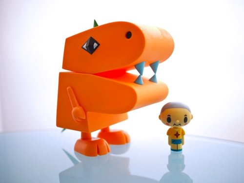 Rex-Kun - Project 1/6 exclusive figure by Devilrobots, produced by Medicom Toy. Front view.