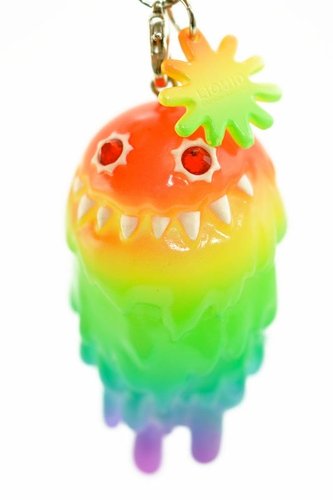 Mini Liquid Rainbow edition figure by Hiroto Ohkubo, produced by Instinctoy. Front view.