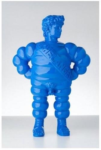 Michelangelo Lifesize - Blue figure by Francesco De Molfetta, produced by Toy Art Gallery. Front view.