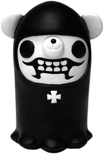 Lil Death  figure by Paul Shih. Front view.