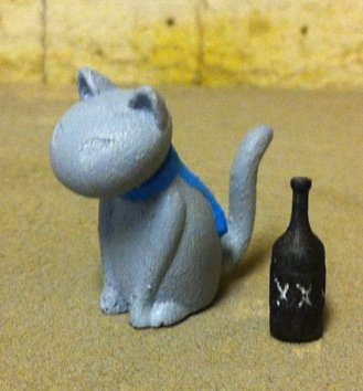 Party Cat figure by Eric Nichols, produced by We Are Objects. Front view.