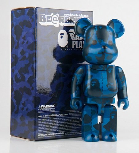 BAPEPLAY Bearbrick 400% Blue figure by Bape, produced by Medicom Toy. Front view.