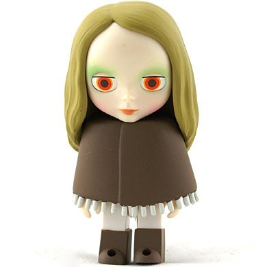 Kubrick Blythe Pow-Wow Poncho figure, produced by Medicomtoy. Front view.