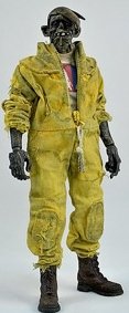 Acolyte yellow zomb figure by Ashley Wood, produced by Threea. Front view.