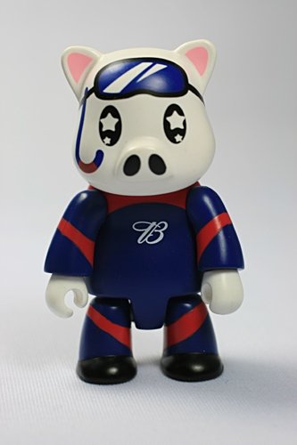 bud figure by Toy2R, produced by Toy2R. Front view.